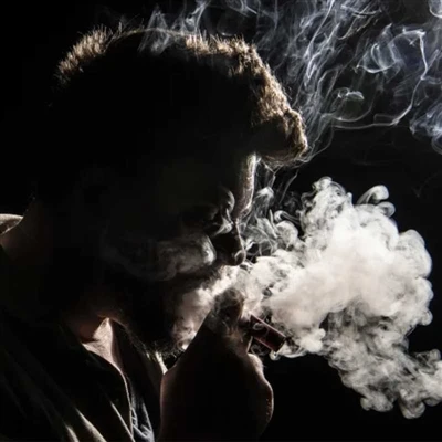 ¿El vapeo afectará tu rostro? ¿Vapear puede causar acné?