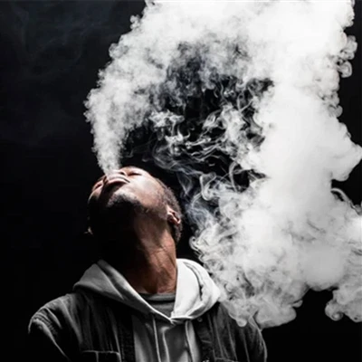 ¿El humo de segunda mano de los cigarrillos electrónicos es perjudicial para ...